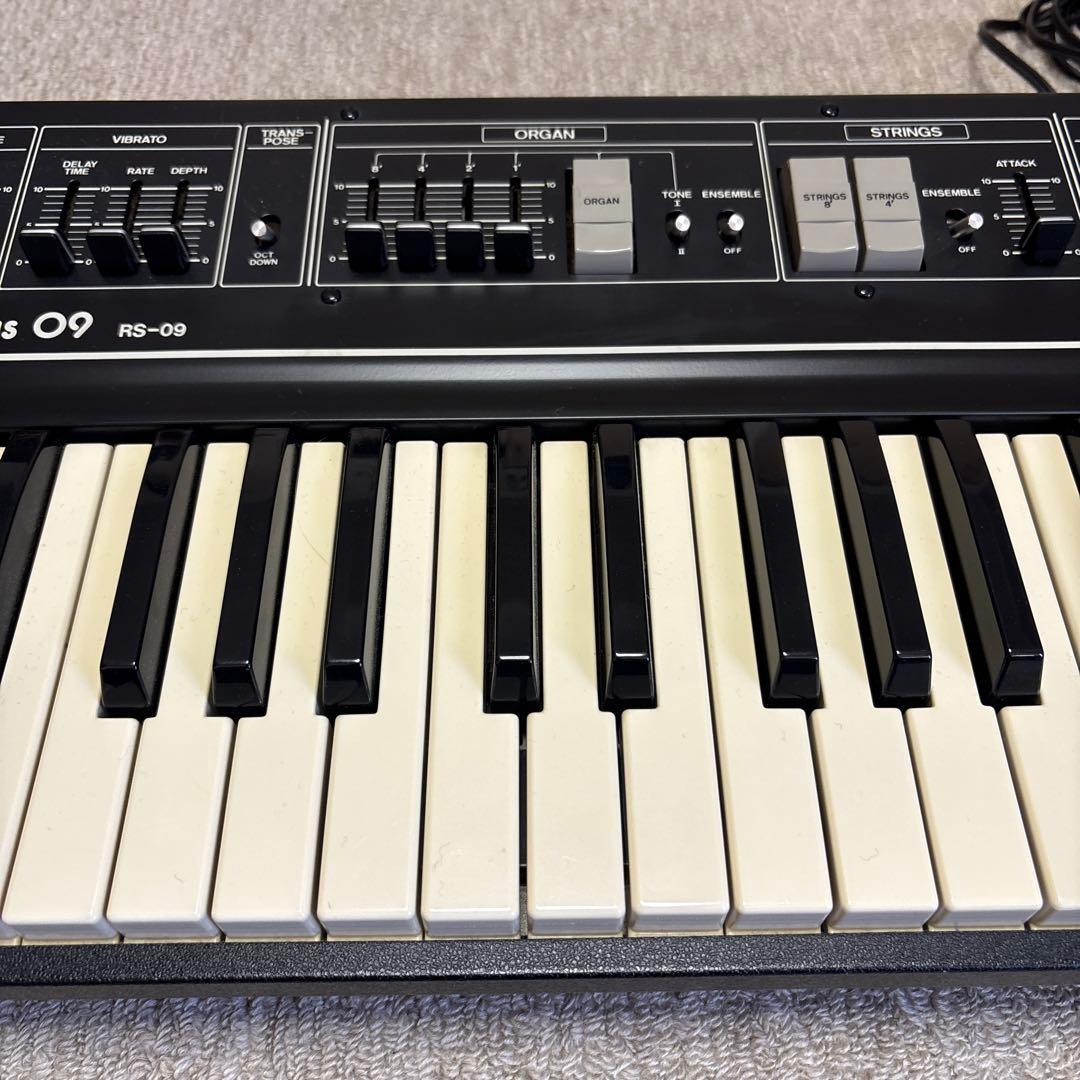 鍵盤楽器 Roland RS-09 Organ / Strings