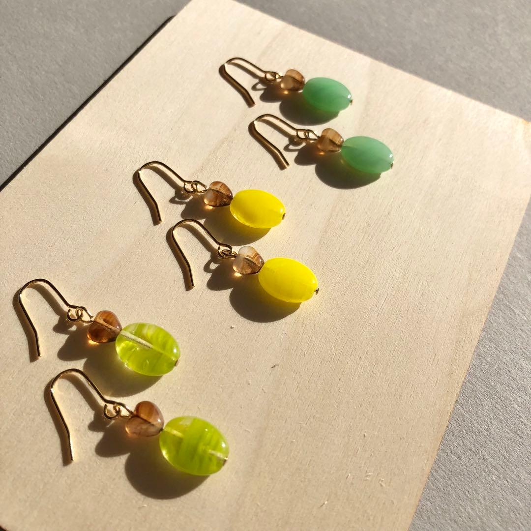 【311】再販 グリーン チェコビーズ ガラスビーズ ハート ピアス イヤリング