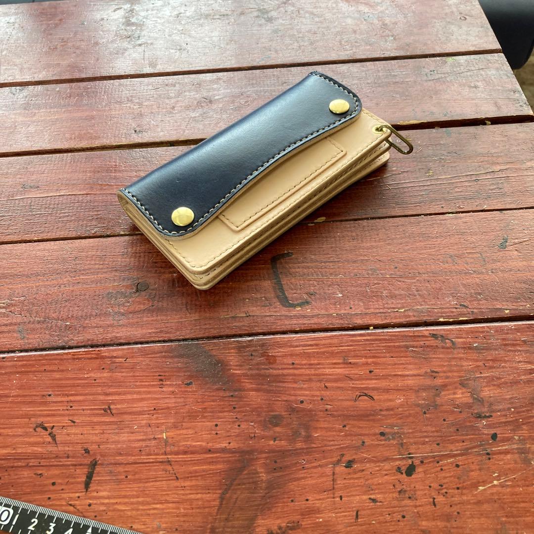 トラッカーウォレットタンロー濃紺生成り