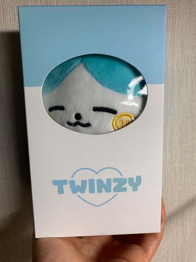 TWINZY ぬいぐるみ 小 ミニ Li-Li リア ITZY PLUSH 新品
