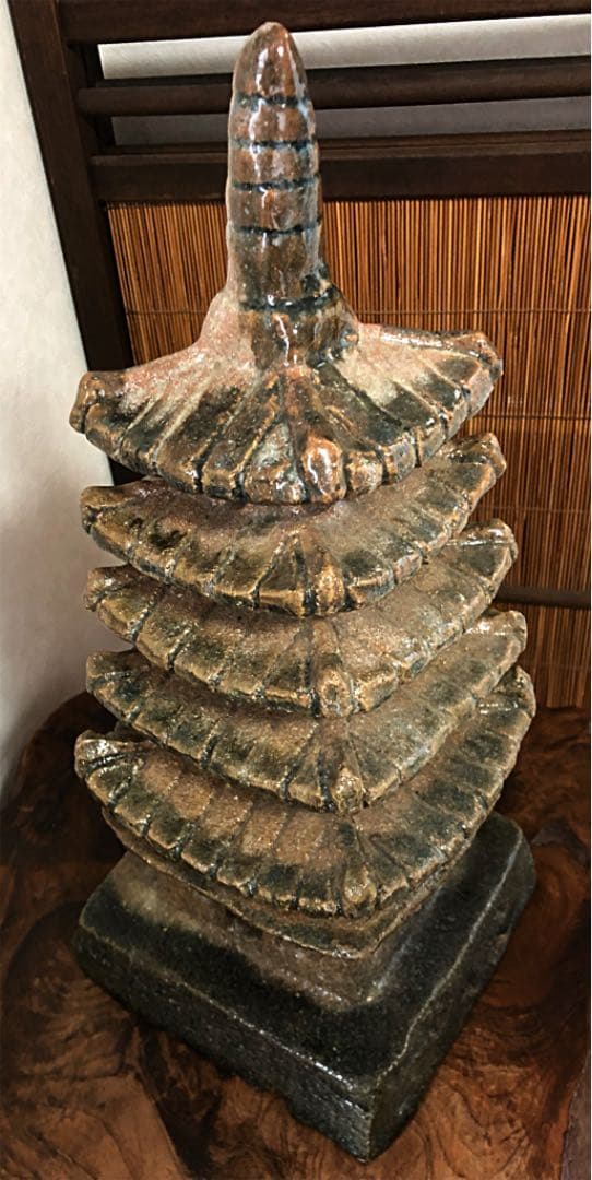 時代 五重寳塔 飛天窯 在銘 陶器 共箱 約6.2㎏ 高さ約40㎝