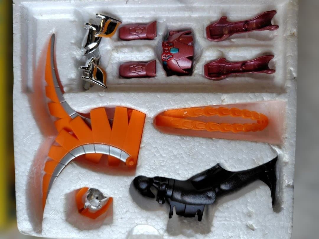 聖闘士星矢ペガサスクロス、アンドロメダ、キグナス、フェニックス