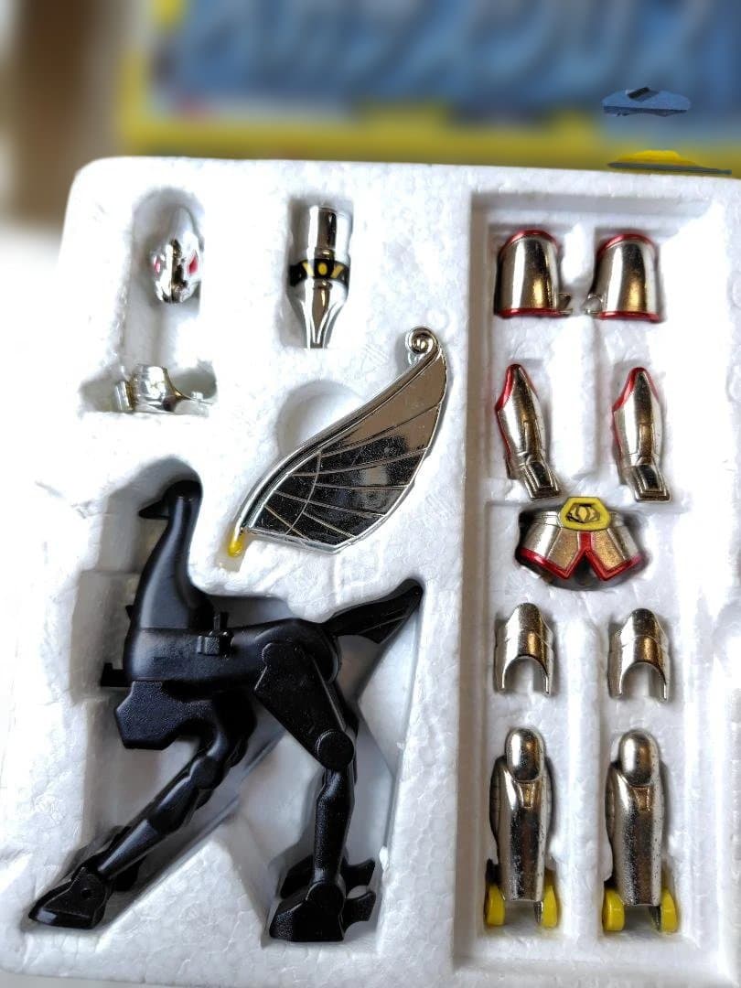 聖闘士星矢ペガサスクロス、アンドロメダ、キグナス、フェニックス