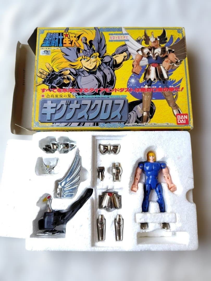 聖闘士星矢ペガサスクロス、アンドロメダ、キグナス、フェニックス