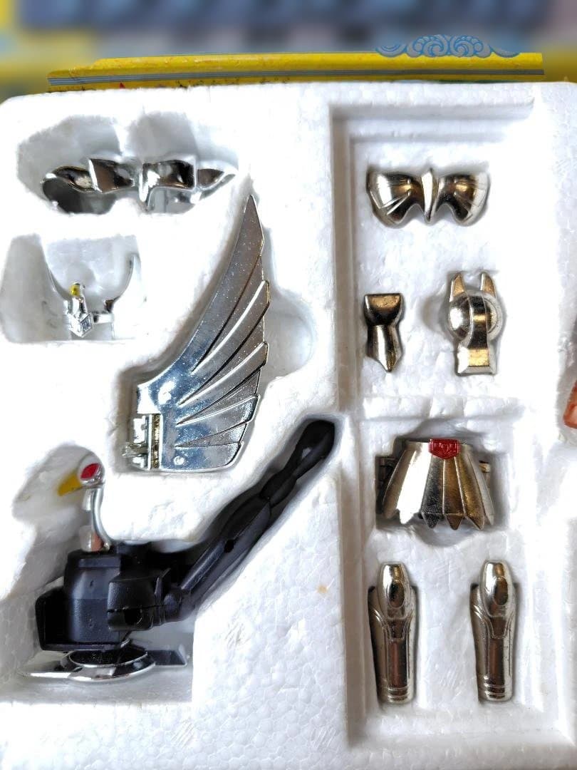 聖闘士星矢ペガサスクロス、アンドロメダ、キグナス、フェニックス