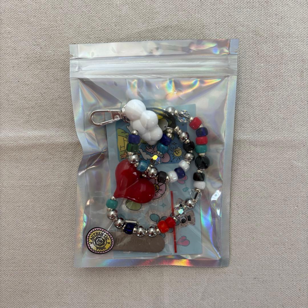 String Ting スマホストラップ