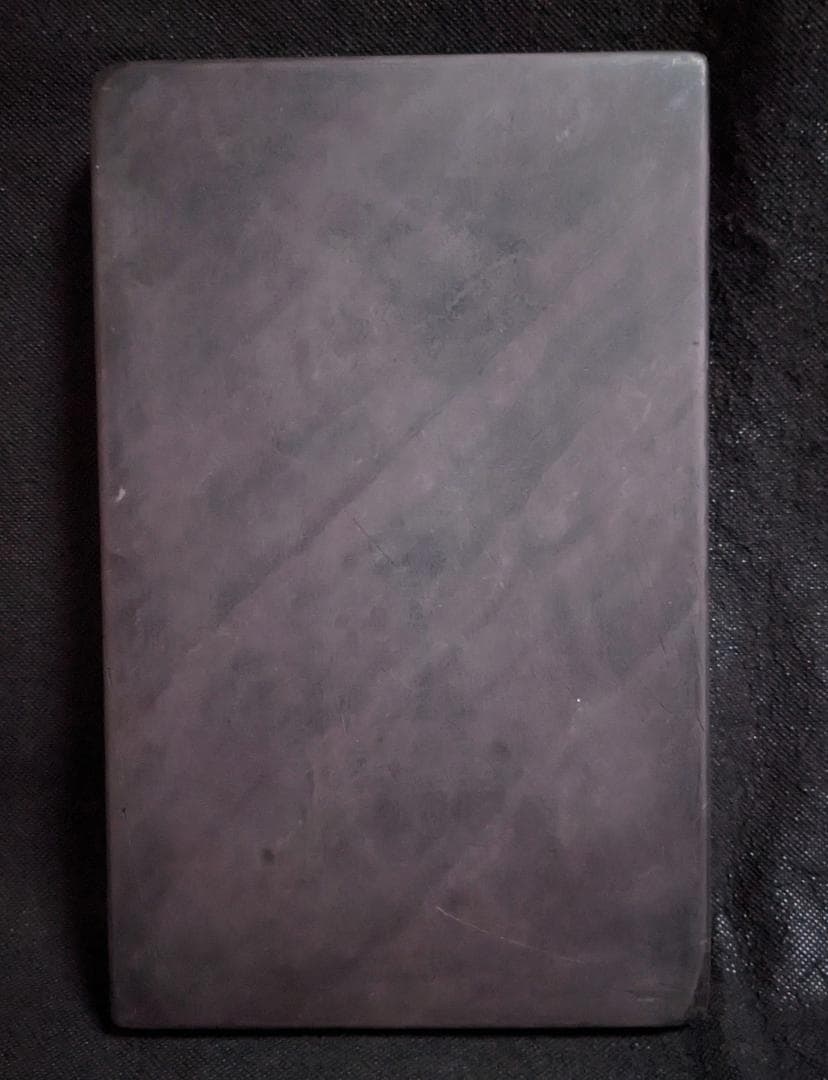 【端硯】◆青花・波紋・朱磋点・火捺の猪肝色美石◆十吋◆唐木箱◆包身硯◆文革期以前