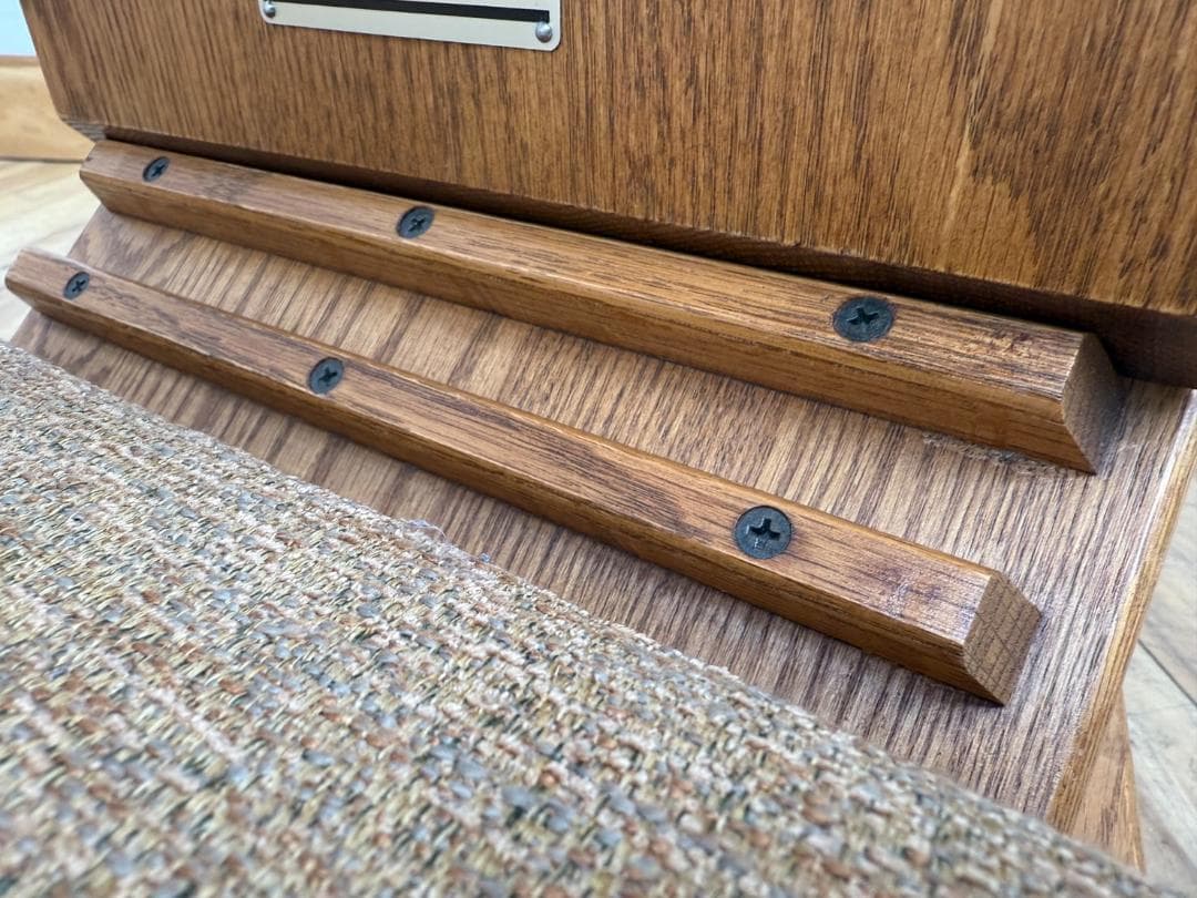 展示品　カイロプラクティック　ガンステッド　ニーチェストテーブル