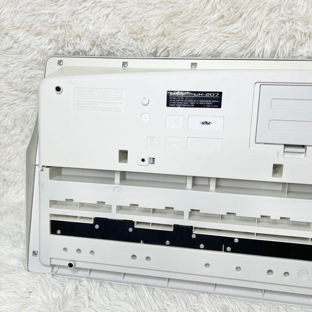 美品 CASIO LK-207 光ナビゲーション キーボード 電子ピアノ