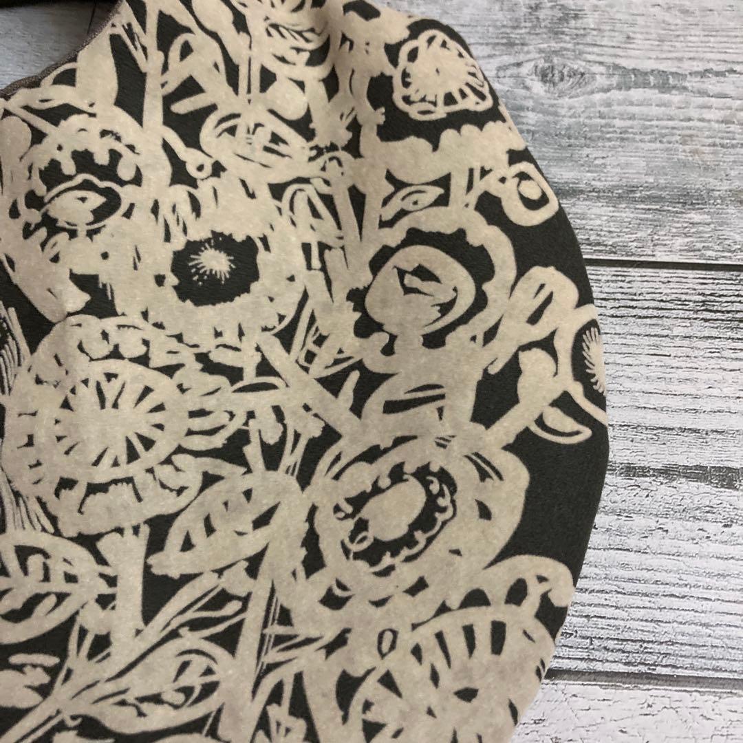 ハンドメイド　まんまるバッグ　手提げ　ミナペルホネン　フラワーネスト使用