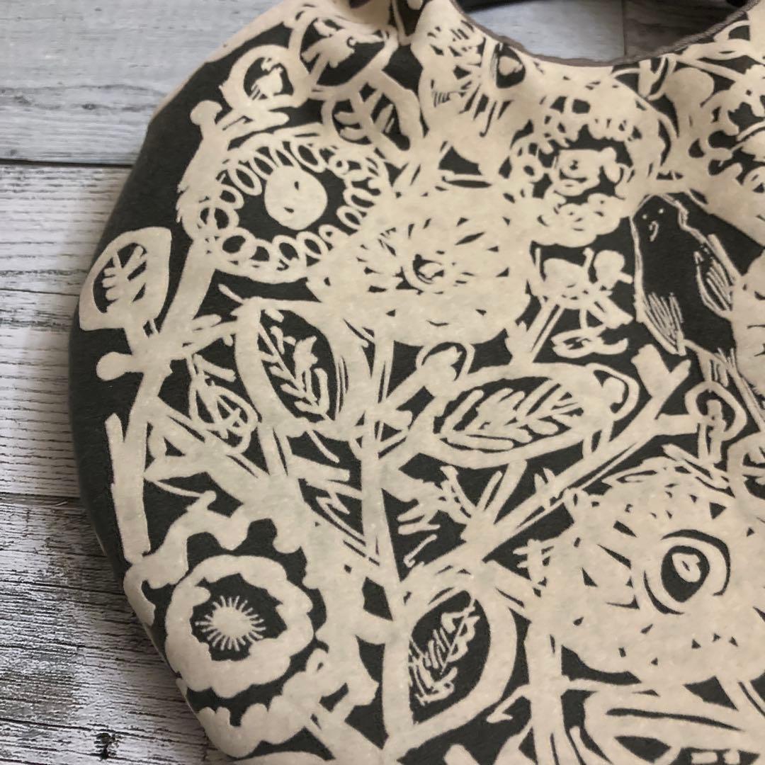 ハンドメイド　まんまるバッグ　手提げ　ミナペルホネン　フラワーネスト使用