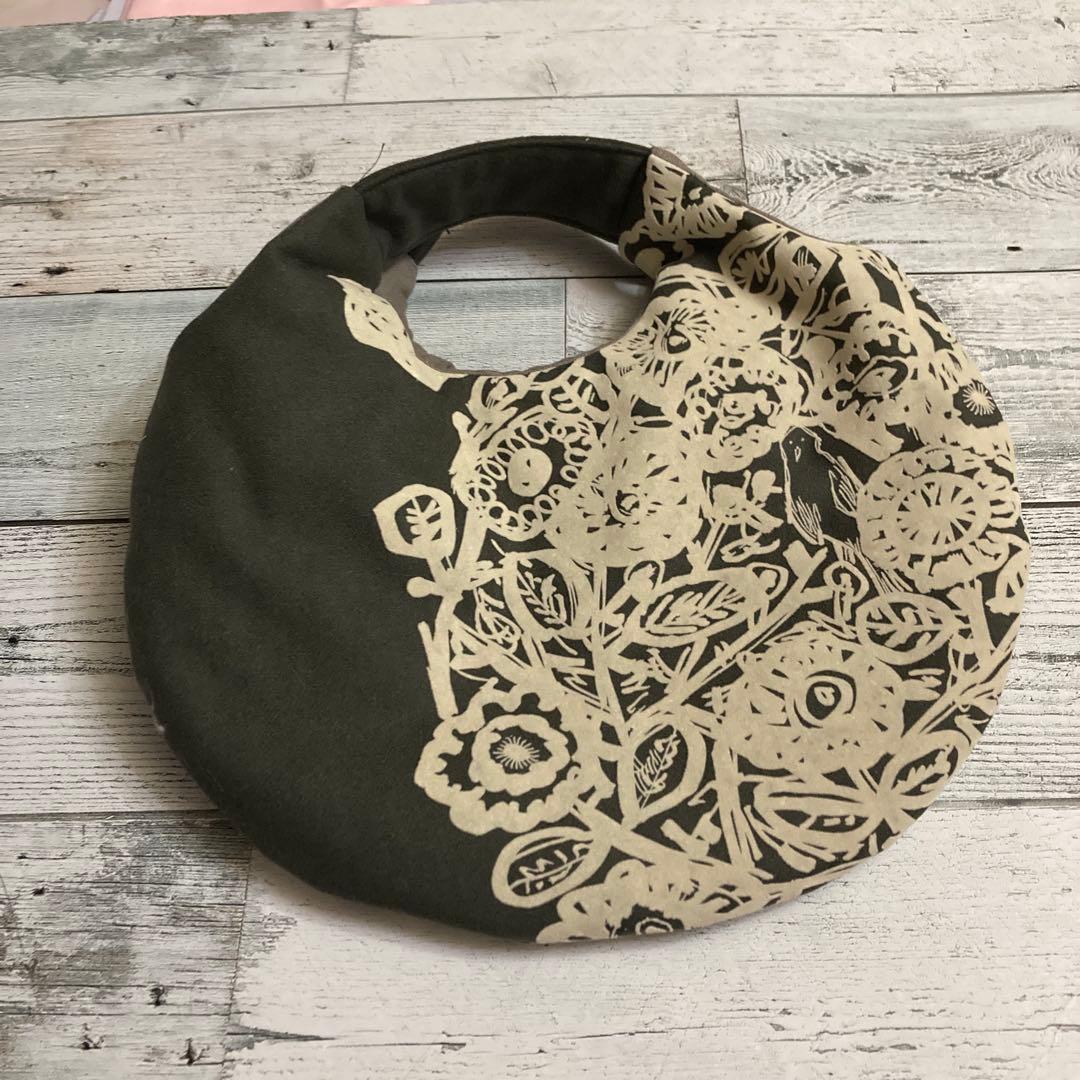 ハンドメイド　まんまるバッグ　手提げ　ミナペルホネン　フラワーネスト使用