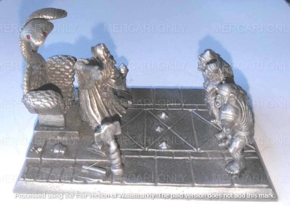 米国ラルパーサ社の魔法使いのジオラマ（珍品）