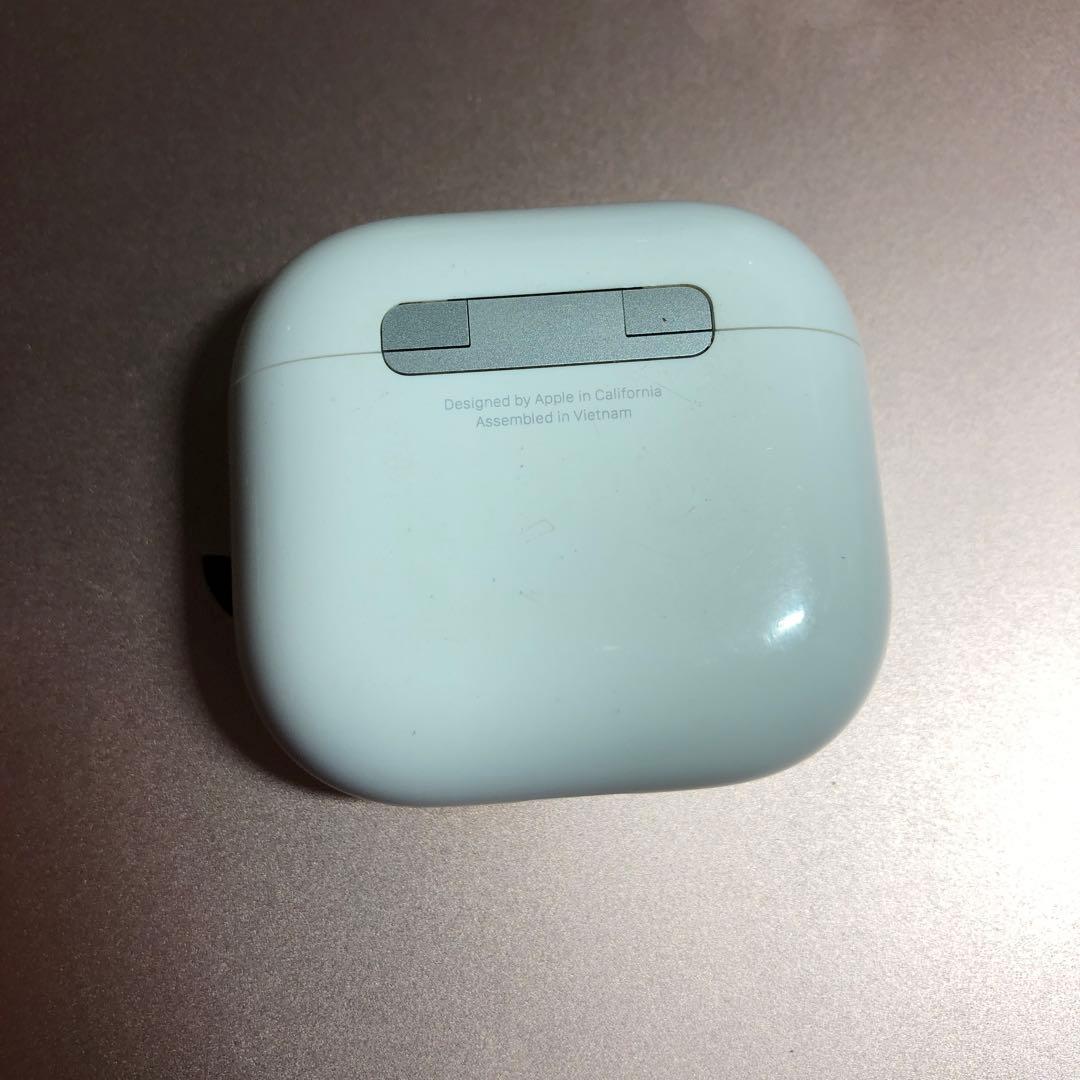 Apple AirPods 第4世代　　A3059 ANC 充電ケース