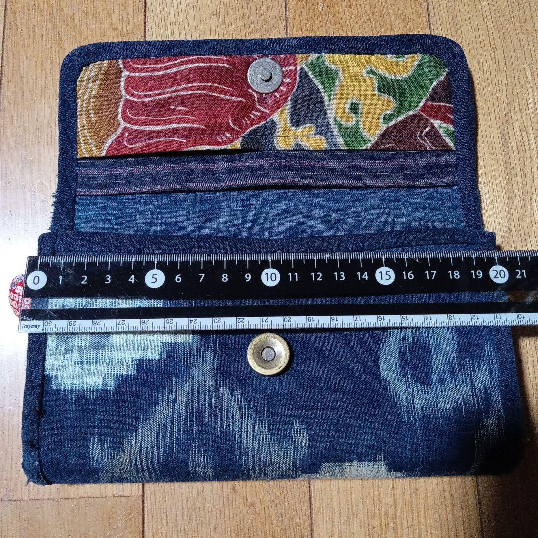 古布旗花柄藍染長財布　柿渋
