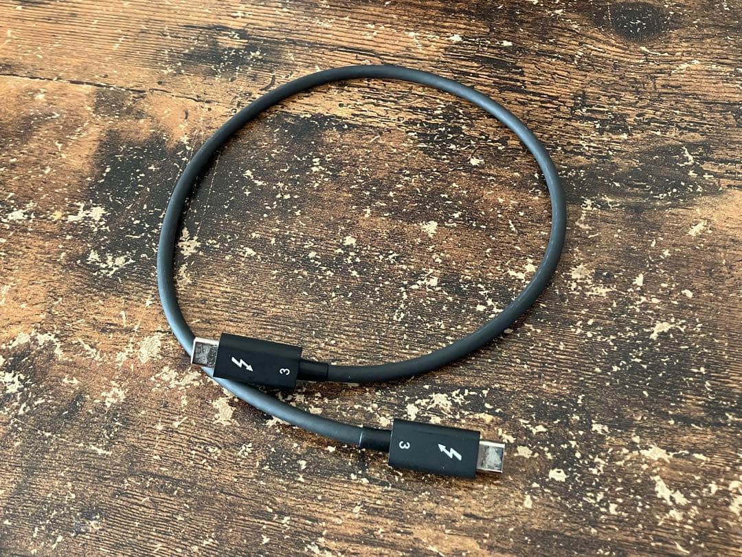 その他 Blackmagic eGPU Pro Vega 56