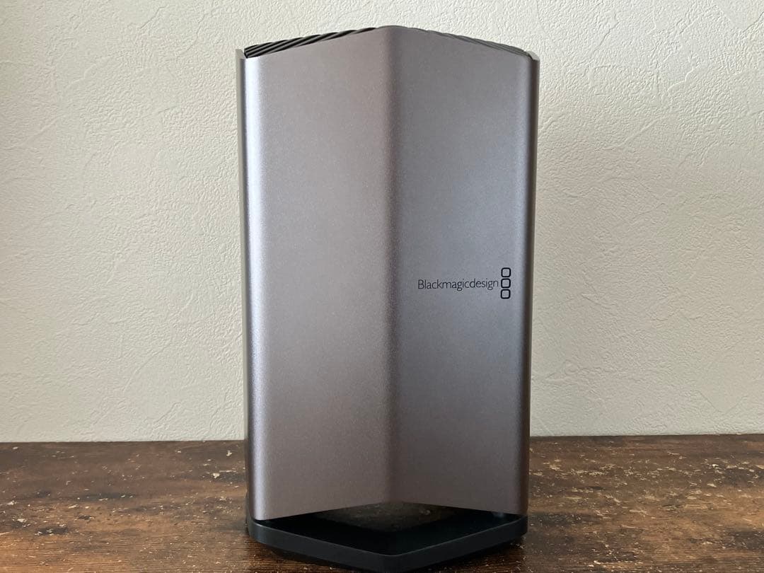 その他 Blackmagic eGPU Pro Vega 56