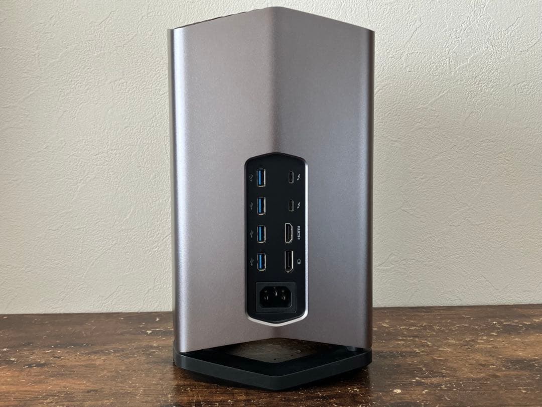 その他 Blackmagic eGPU Pro Vega 56