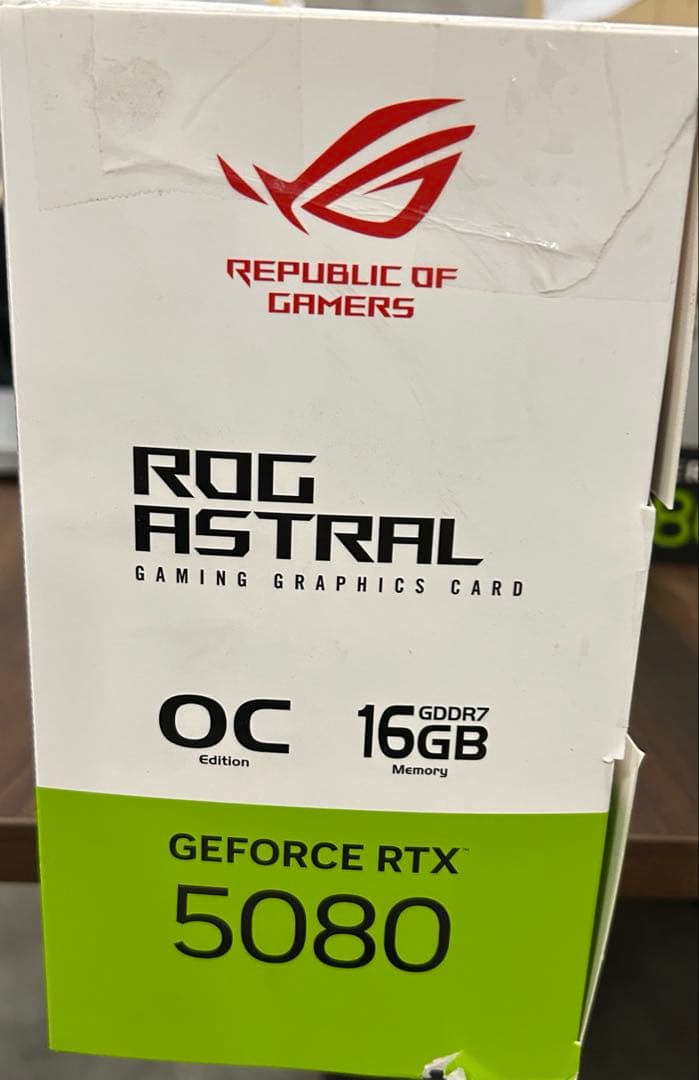 グラフィックボード・グラボ・ビデオカード ASUS ROG Astral GeForce RTX 5080 16GB