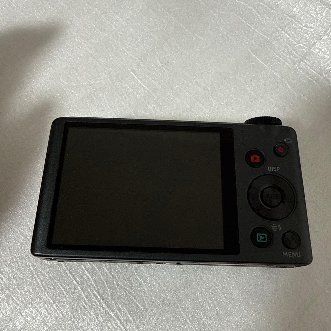 ❗️激安価格❗️デジカメ　本体　CASIO EX-ZR100