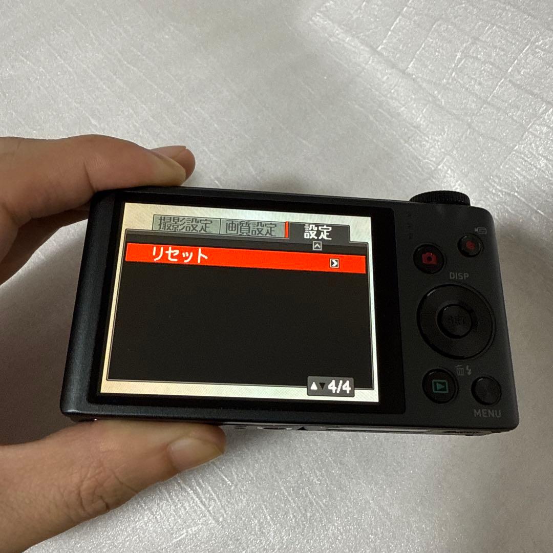 ❗️激安価格❗️デジカメ　本体　CASIO EX-ZR100