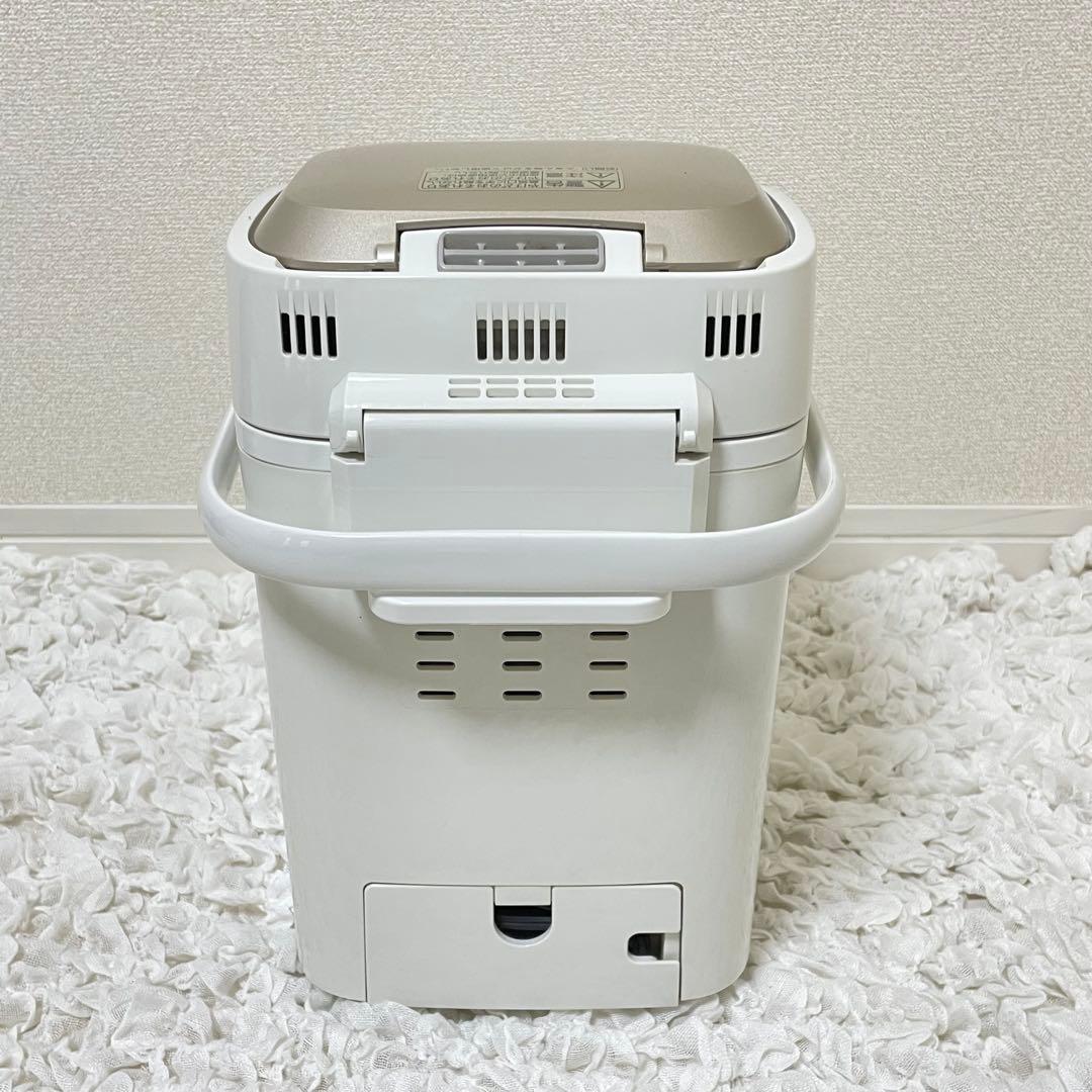Panasonic ホームベーカリー　SD-BMS104 パナソニック　パン