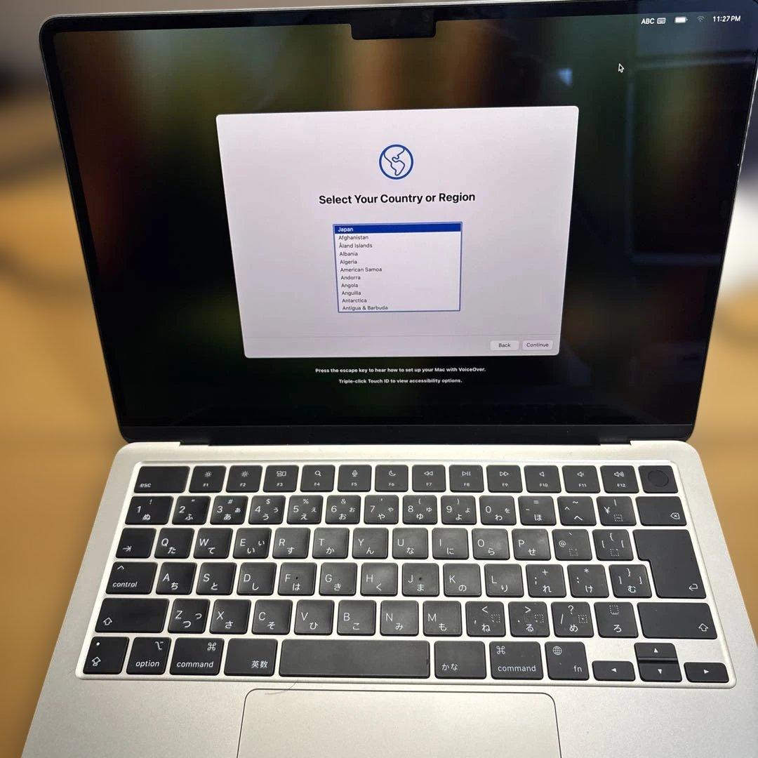 MacBook Air M3チップ 13インチ 16GBメモリ 256GBSSD