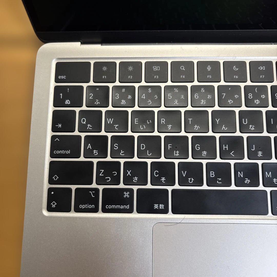 MacBook Air M3チップ 13インチ 16GBメモリ 256GBSSD