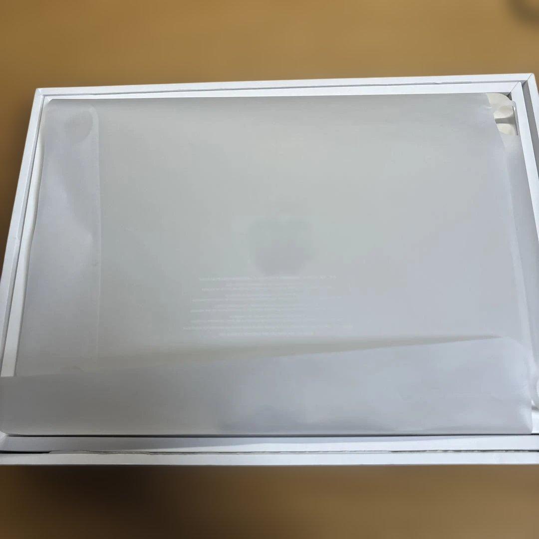 MacBook Air M3チップ 13インチ 16GBメモリ 256GBSSD