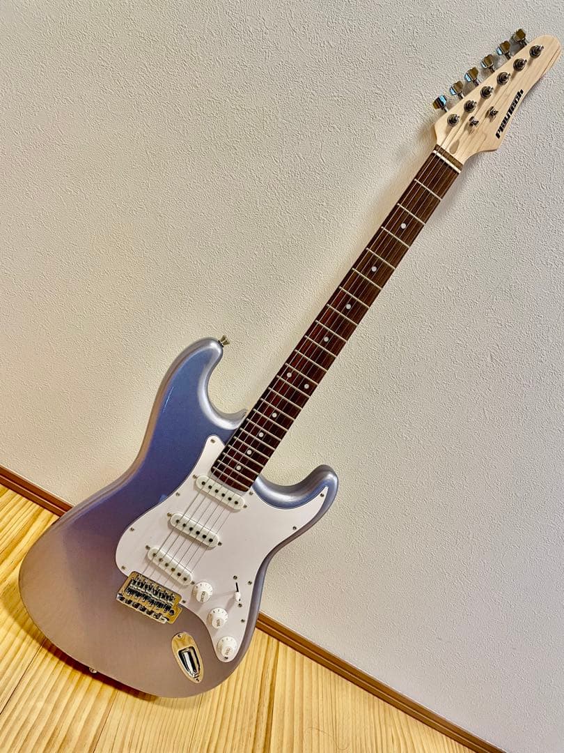 ギター　ストラトキャスター 新品未使用　初心者向け