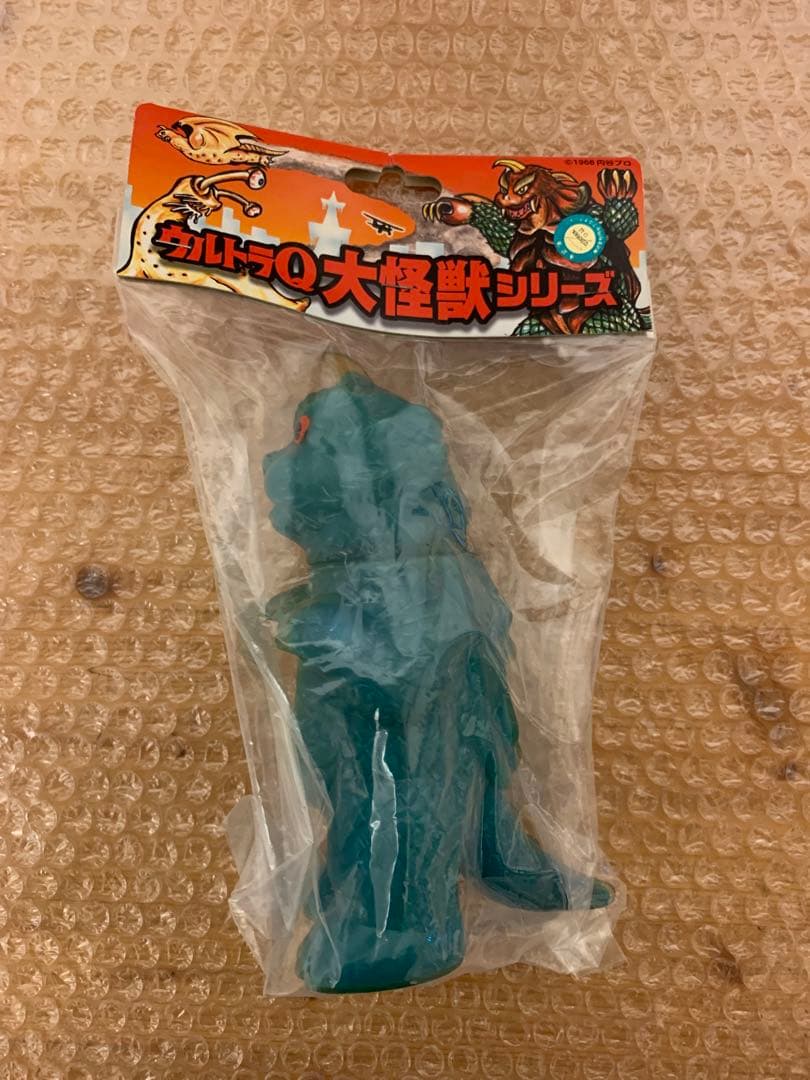 U.S.TOYS ユーエストイズ ウルトラQ SB ゴメス 二重成型