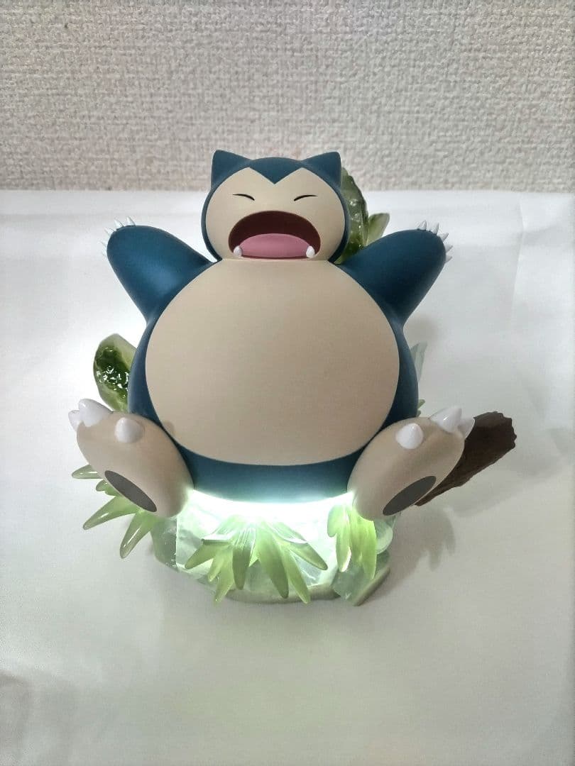 カビゴン　はかいこうせん　フィギュア　ポケモンセンター