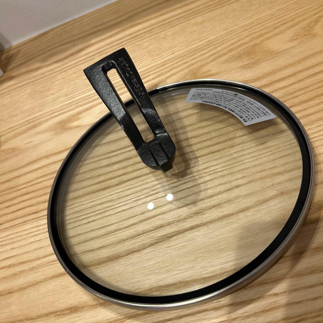 バーミキュラのフライパン20cm 専用蓋付き
