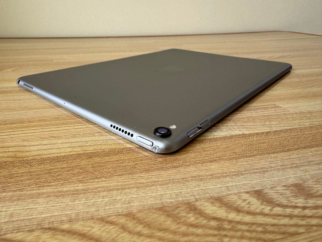 iPad Pro 10.5インチWi-Fiモデル スペースグレー 64GB