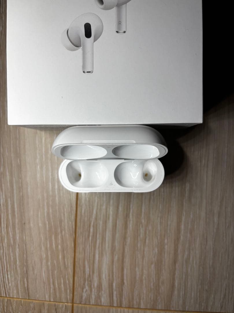 AirPods Pro 2 USB-C 充電ケース