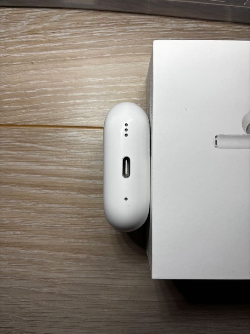 AirPods Pro 2 USB-C 充電ケース