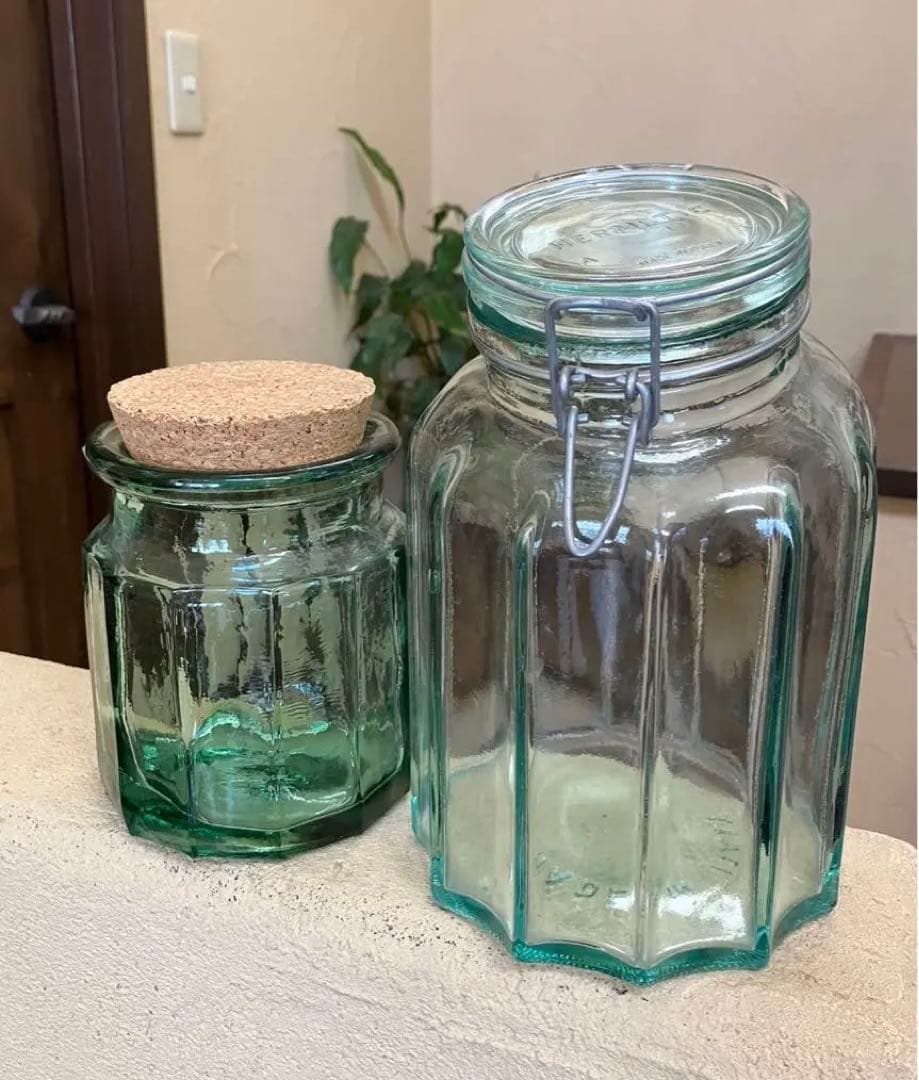 イタリア製＆スペイン製ガラスキャニスター　2点セット