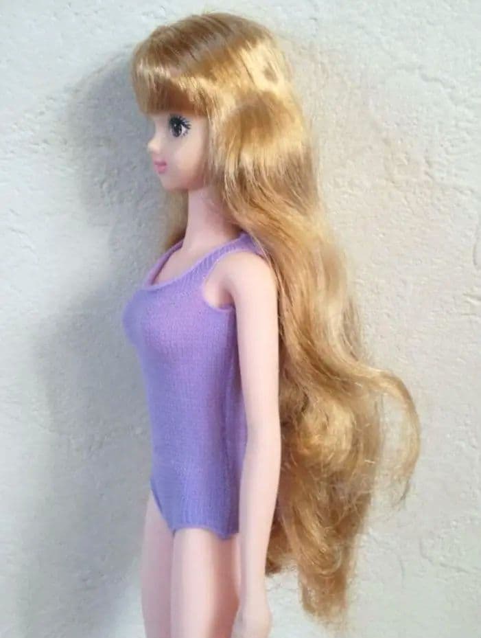 ♥箱無し新品♥旧タカラ　ジェニーフレンドサヤカ　シームレスボディーサヤカ