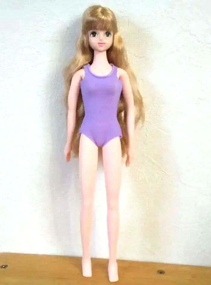 ♥箱無し新品♥旧タカラ　ジェニーフレンドサヤカ　シームレスボディーサヤカ