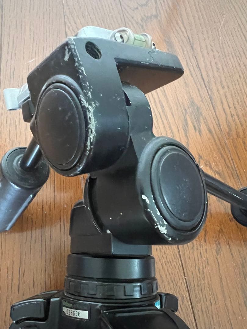 Velbon Carmagne 640 III E カーボン三脚　PH460B