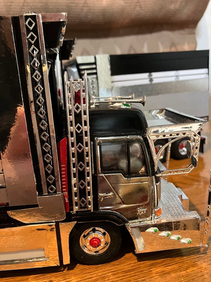 デコトラ、プロフィア、デカ箱、ダンプ、1／32、完成品