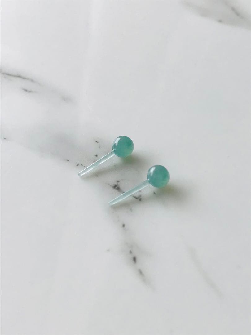 [P200-001] 翡翠　ピアス　天然石　グアテマラ産　ブルーグリーン　小粒