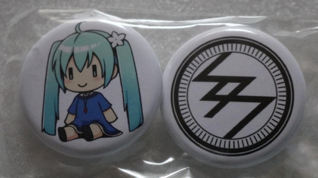 ➖ボーカロイド➖　初音ミク　祝福のメシアとアイの塔　缶バッジ