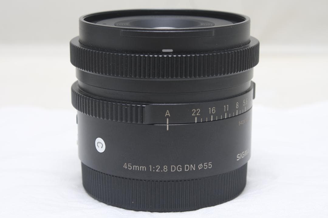 良品 シグマ 45mm F2.8 DG DN Contemporary ソニーE
