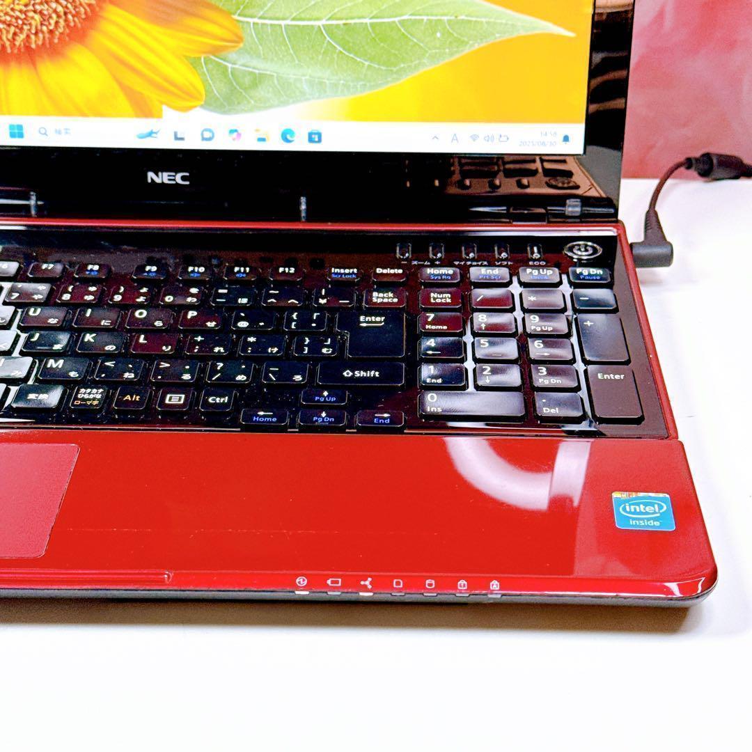 新品SSDで爆速✨ windows11 ノートパソコン✨オフィス カメラ 高性能