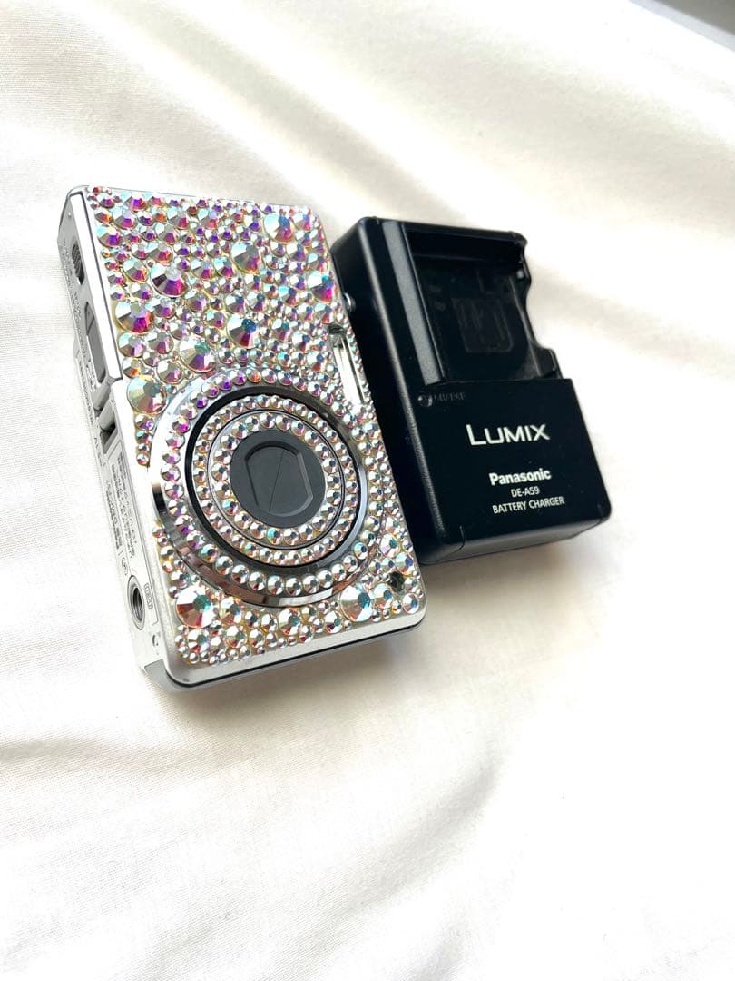 【みず】Panasonic Lumixコンパクトデジタルカメラ