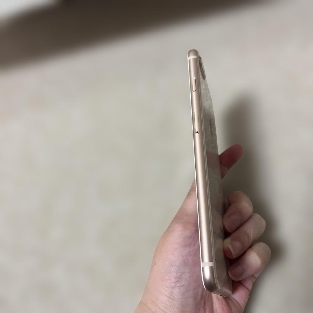 i*A様 iPhone8 プラス　256G