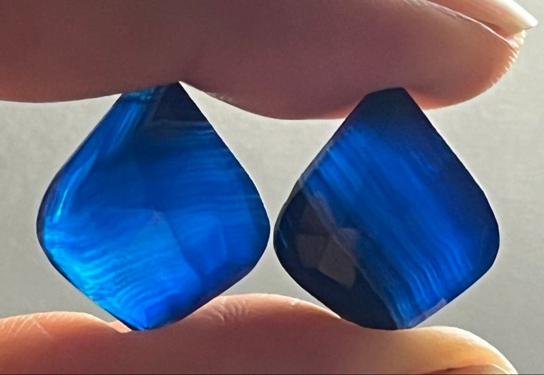 skygray　14kgf ブルーカルセドニー リーフシェイプ ピアス