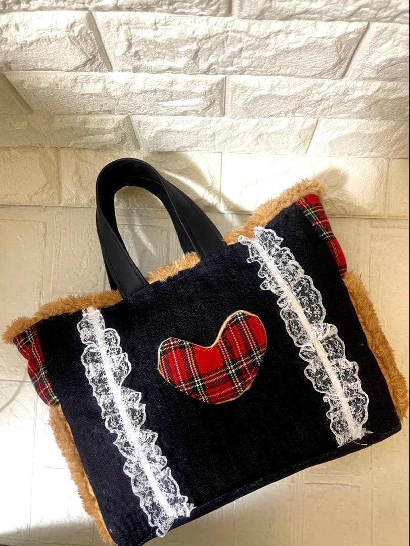 さ*ー様 コヤンイサムチョン　両サイドポケットハンドメイド ふわふわ　トートバッ