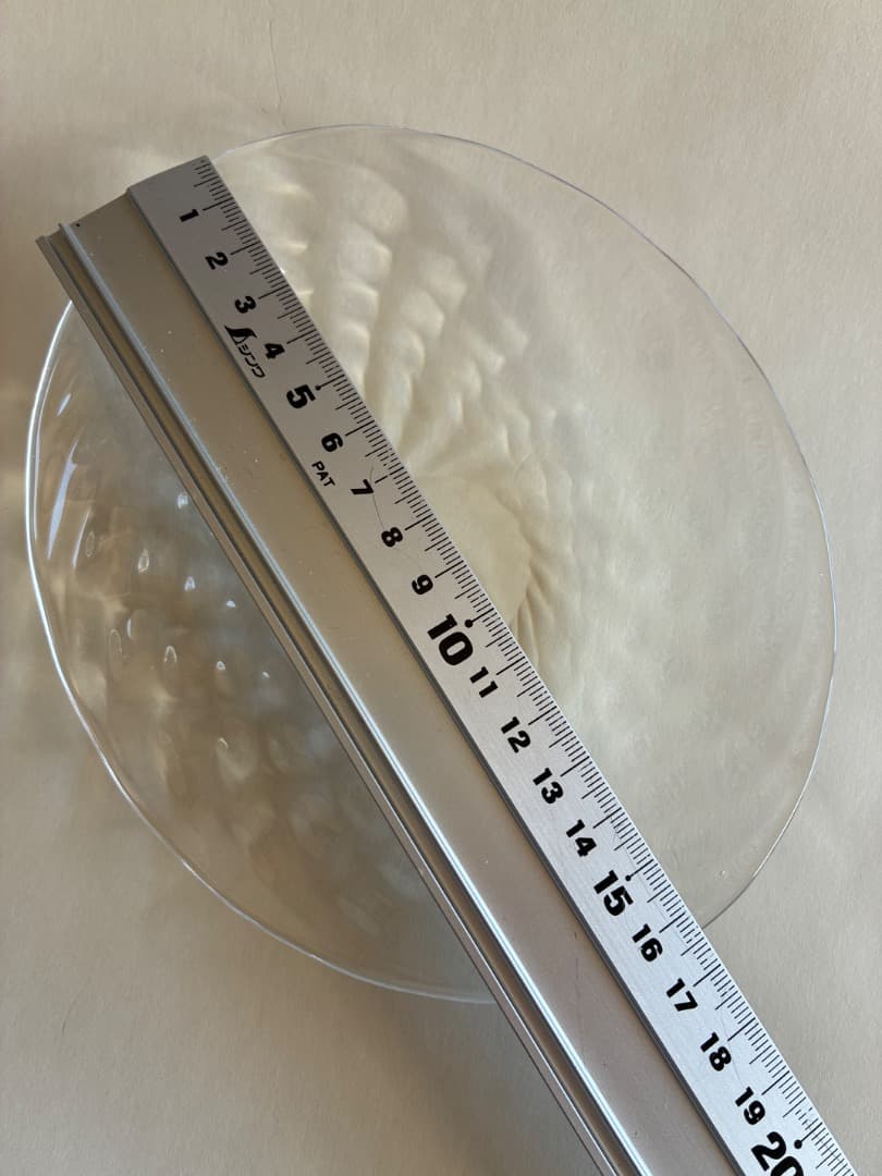 ガラス作家・河上智美 いちご楕円皿 16.5×13.5cm 2枚